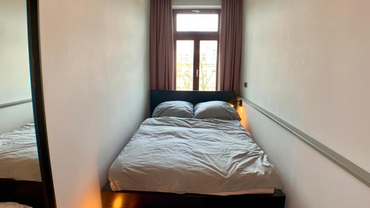 Cosy And Modern In Vibrant West *